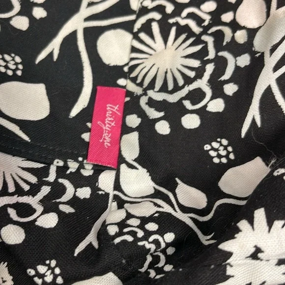 Thirty One Black Floral Brushstrokes Reversible Shoulder Bag Purse - Picture 9 of 10